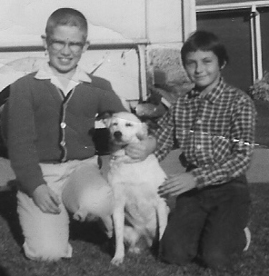 Bob Hooey and sister Patti-Robin with their dog Tippi